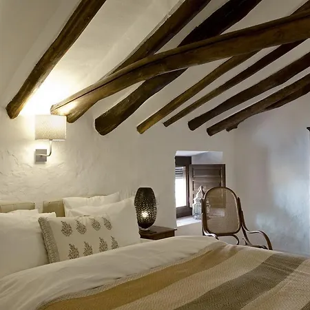 Hotel Almohalla 51 *